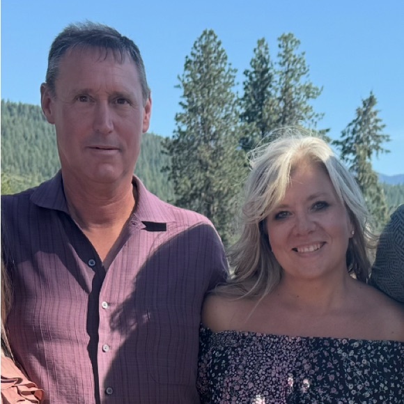 Meet your Posher, Tara - Picture 1 of 3